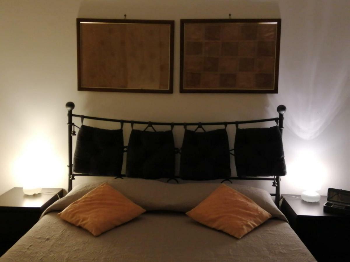 Apartamento L'Approdo del Re Caserta Exterior foto